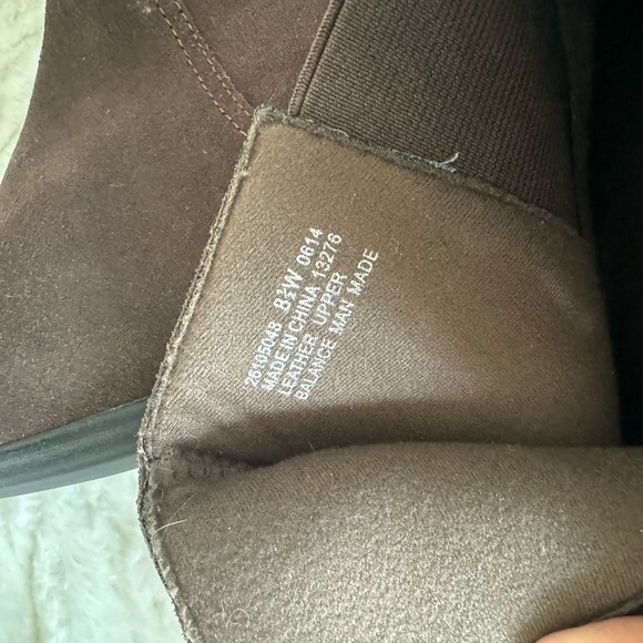 Clarks Crystal Quartz Brown Leather Wedge Chelsea Boots - Picture 2 of 6
